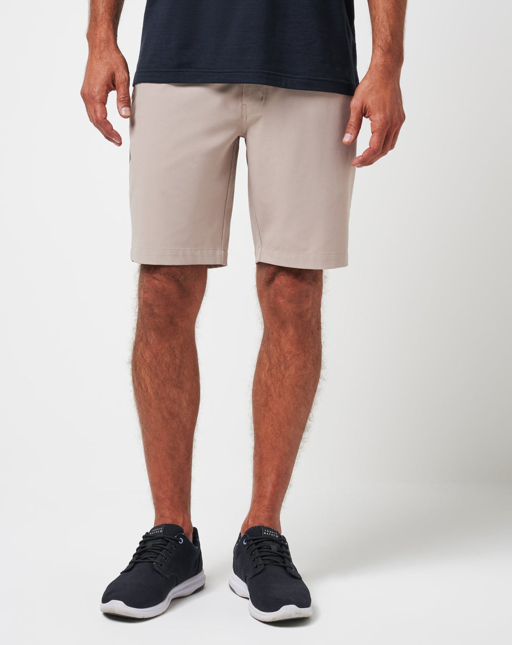 Wanderlust Short 9In